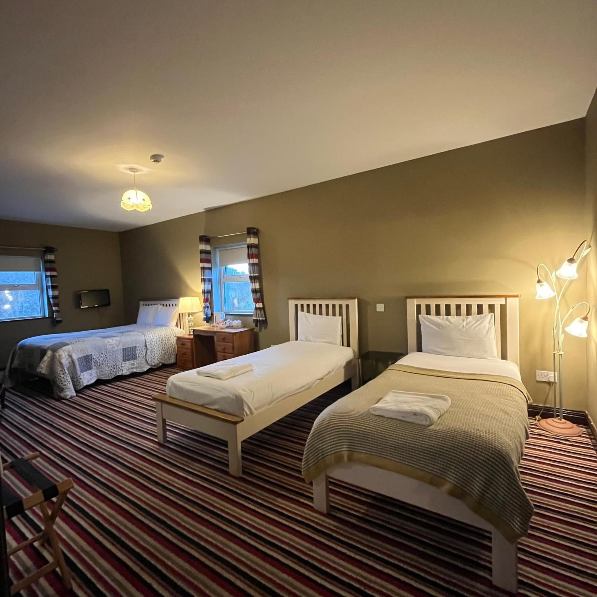 The Yeats County Inn Hotel Tubbercurry Exterior foto